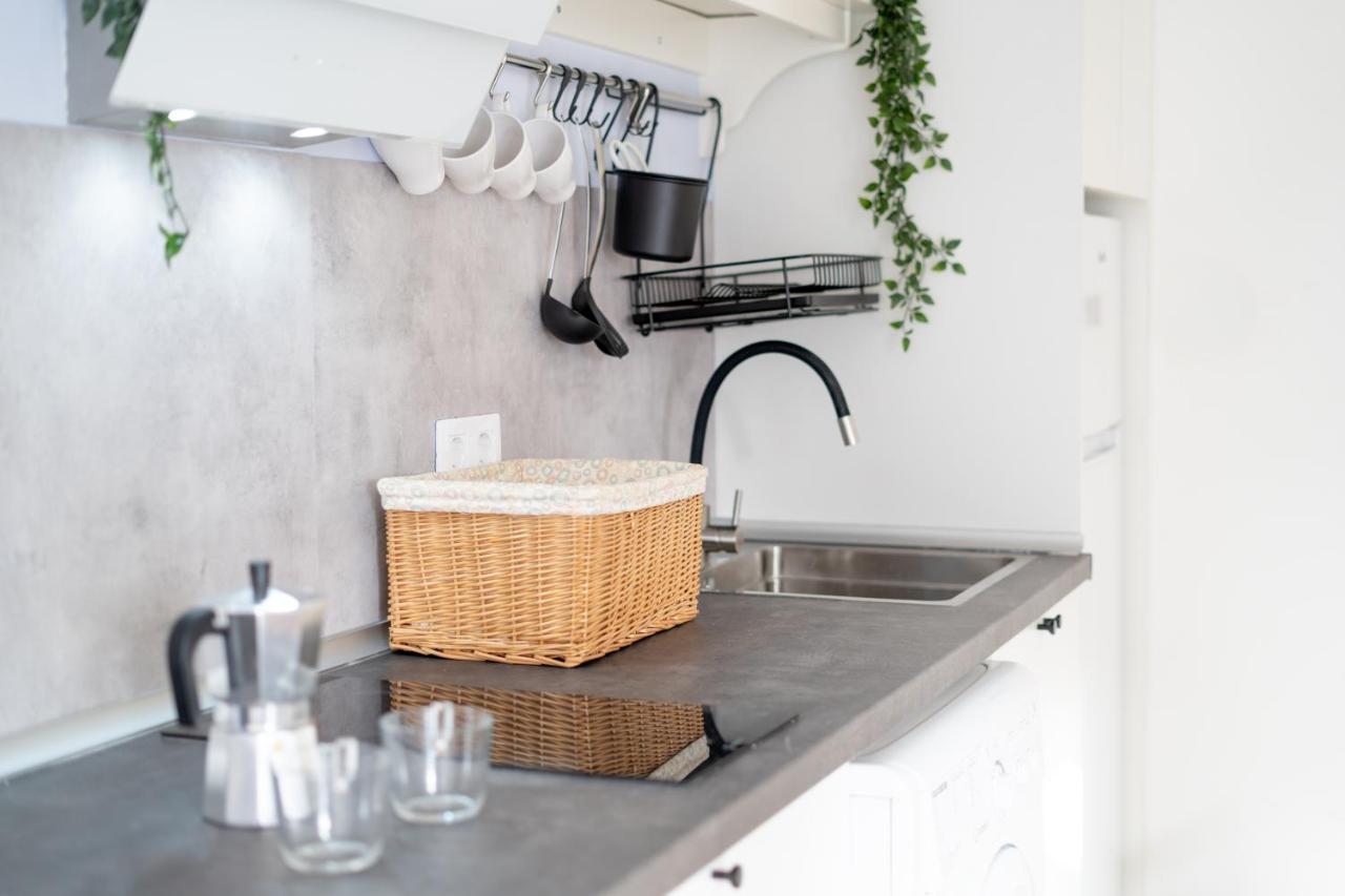 Cutie & Central Air-Conditioning Apartment! กาเลตาเดฟุสเต ภายนอก รูปภาพ